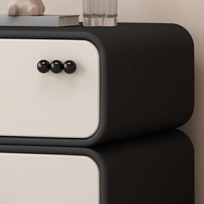 ÉPOQUE Modern Bedside Table