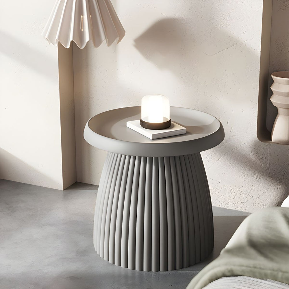 LÉA Modern Side Table