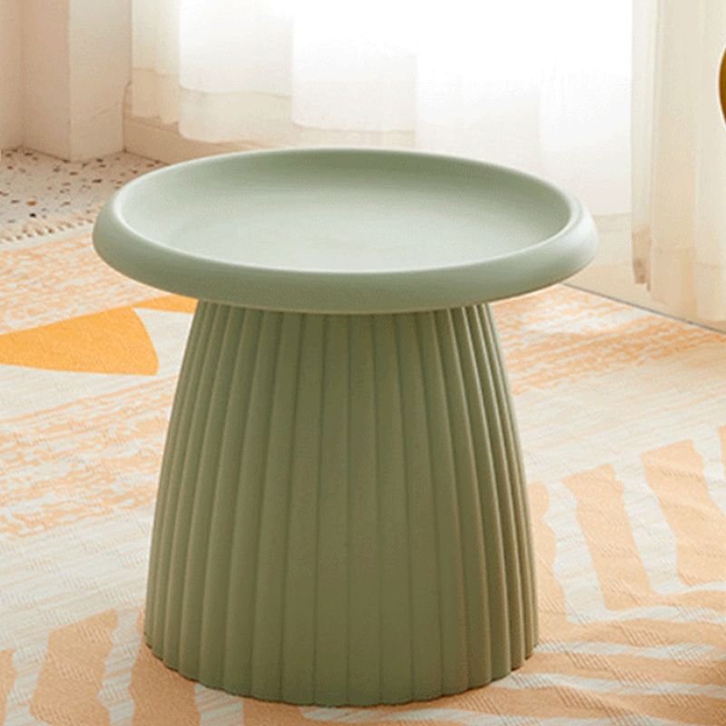 LÉA Modern Side Table