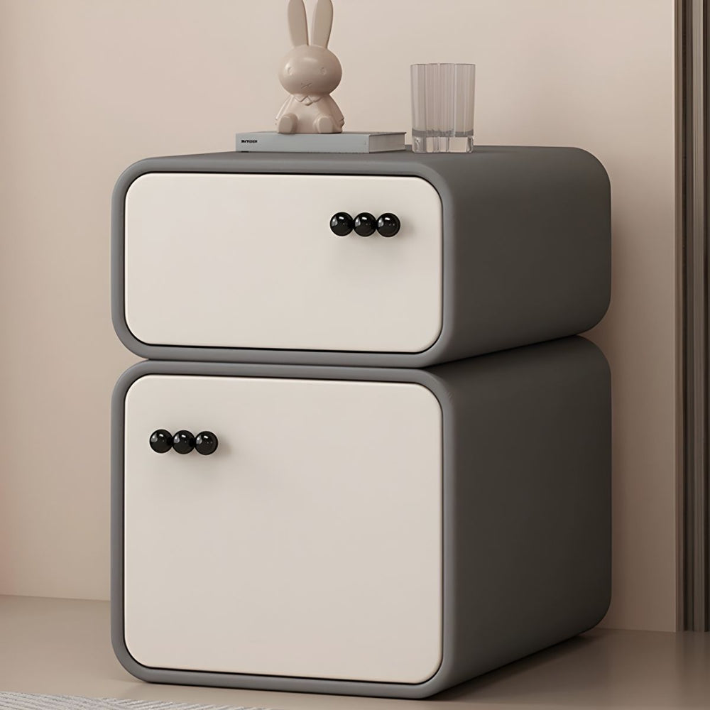 ÉPOQUE Modern Bedside Table