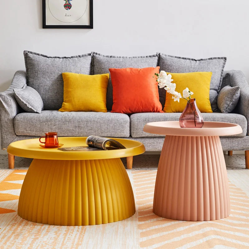 LÉA Modern Side Table