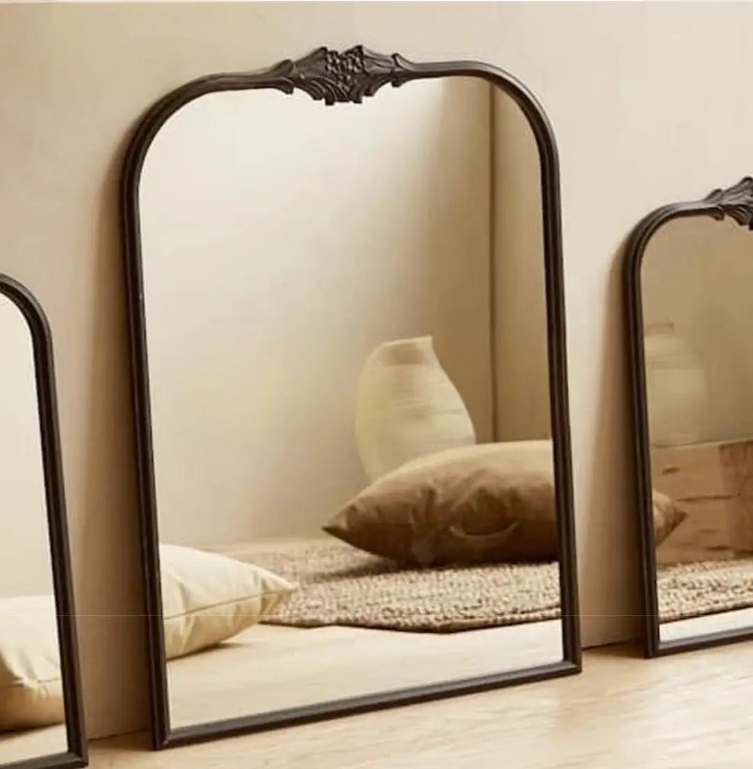 SVEN Victorian Wall Mirror
