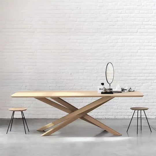 LÉO Modern Solid Wood Dining Table