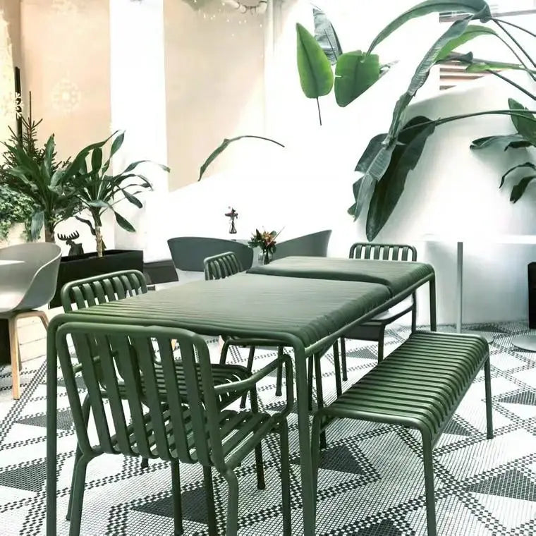 CONIX Modern Outdoor Dining Table & Chairs