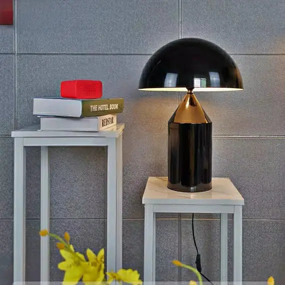 JULIUS Modern Half Dome Table Lamp