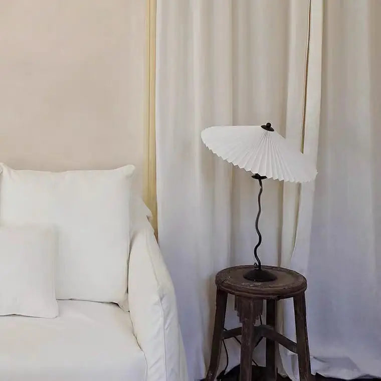PAULE Oriental Parasol Table Lamp