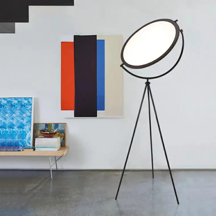 MAIRI Studio Spotlight Floor Lamp