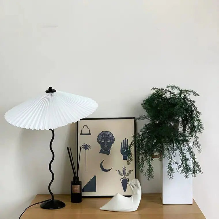 PAULE Oriental Parasol Table Lamp