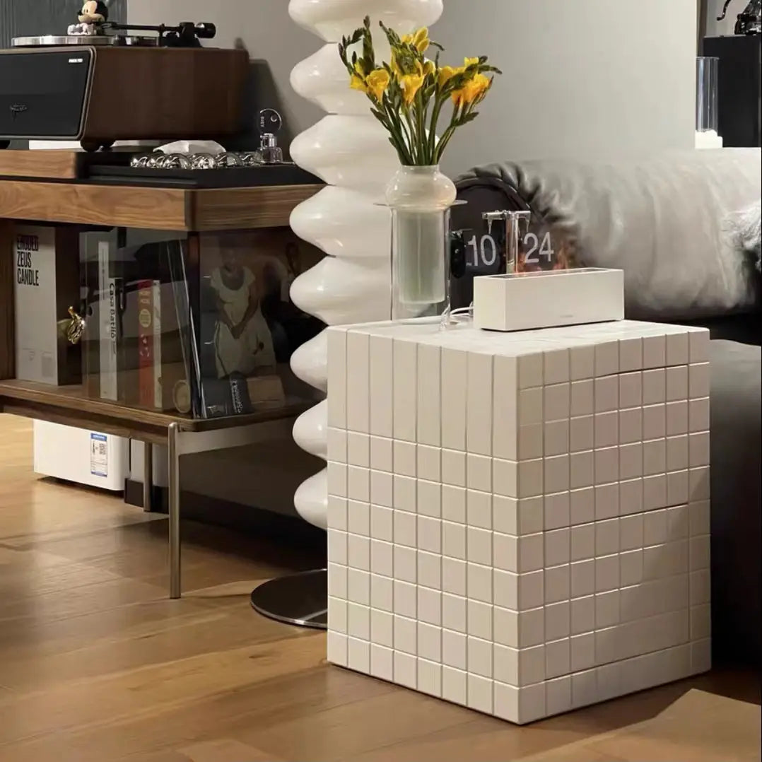 ZACHARY Eclectic Side Table