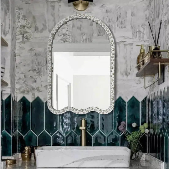 BOUGIE Modern Vanity Mirror