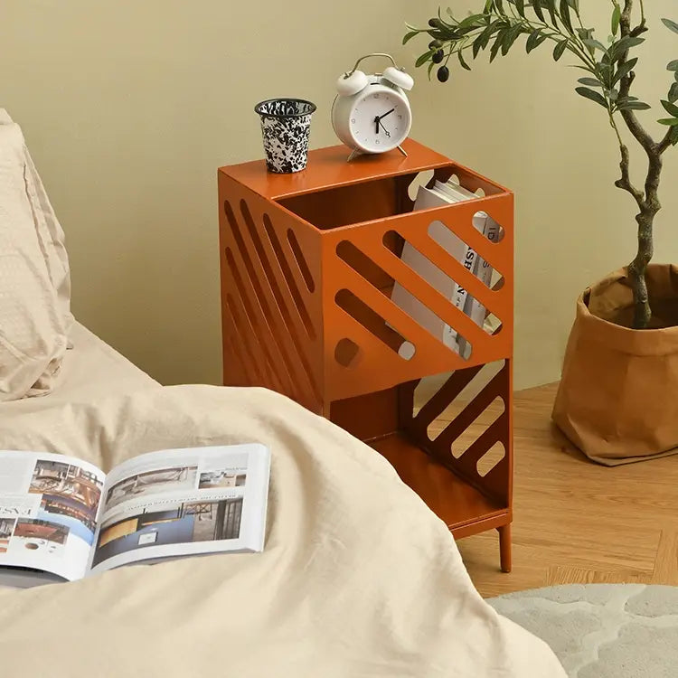 MARTIAN Modern Metal Side Table