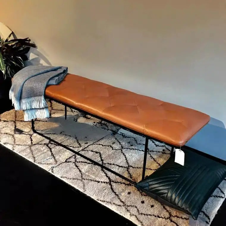 NOÉRA Minimalist Faux Leather Entryway Bench