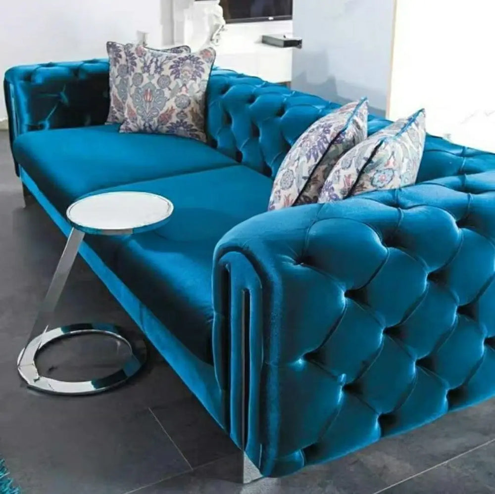 DRAKE Victorian Velvet Tufted Sofa