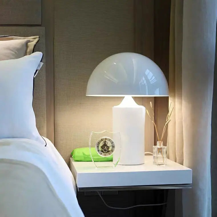 JULIUS Modern Half Dome Table Lamp