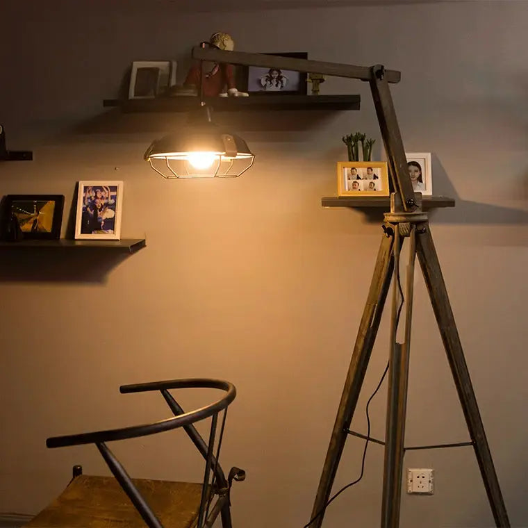 VONN Vintage Tripod Floop Lamp