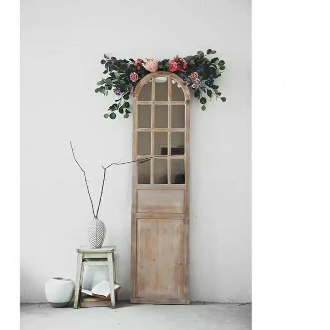 OMNI Cottage Mirror Room Separator