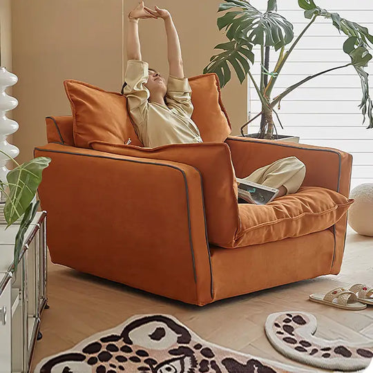 ZIP Classic Swivel Armchair