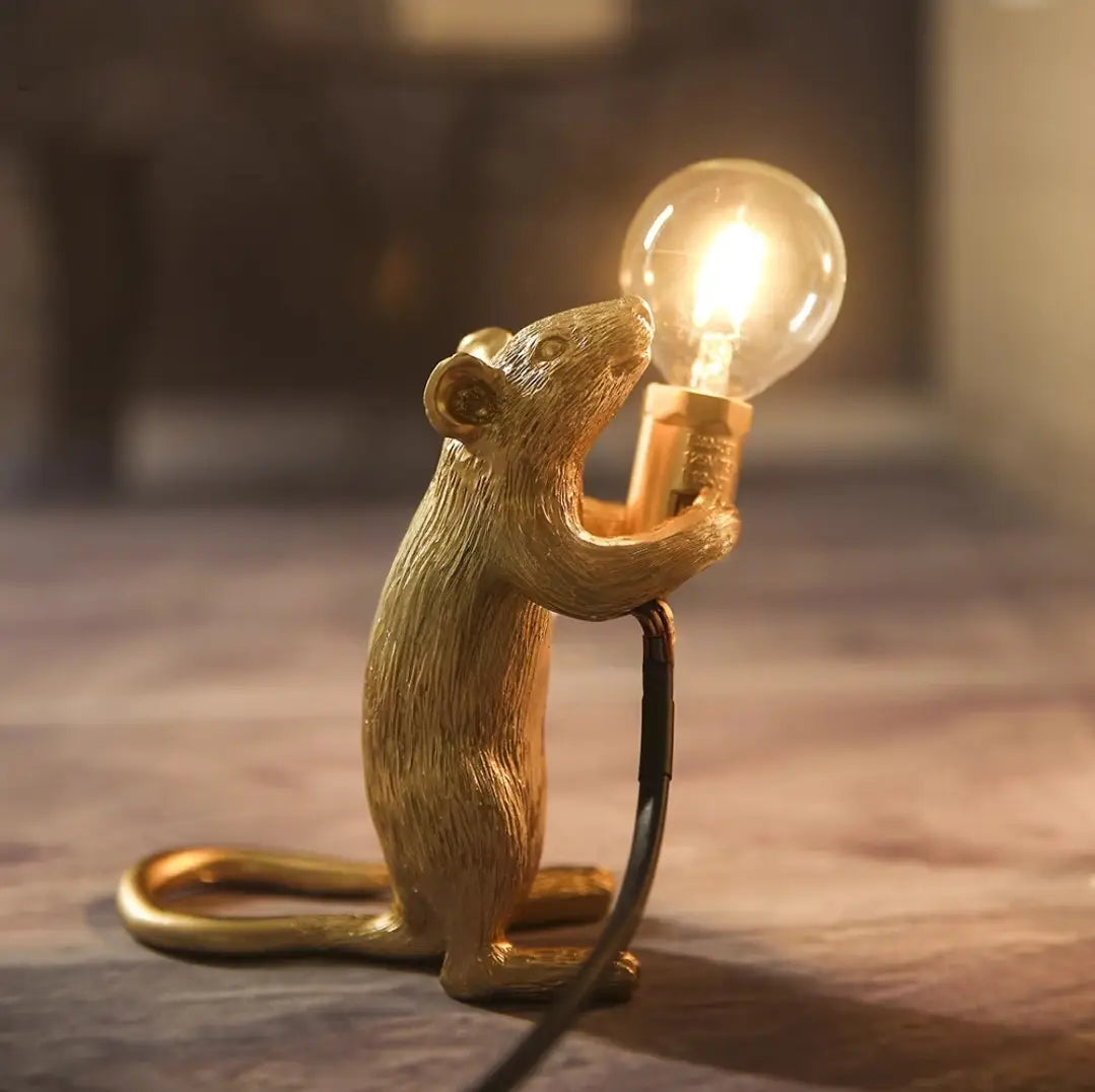ANGUS Modern Table Lamp
