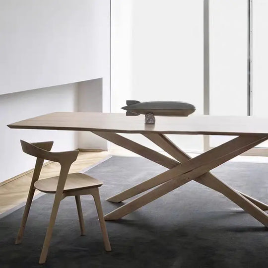 LÉO Modern Solid Wood Dining Table