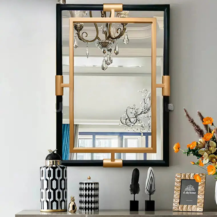 SORAYA Victorian Accent Wall Mirror