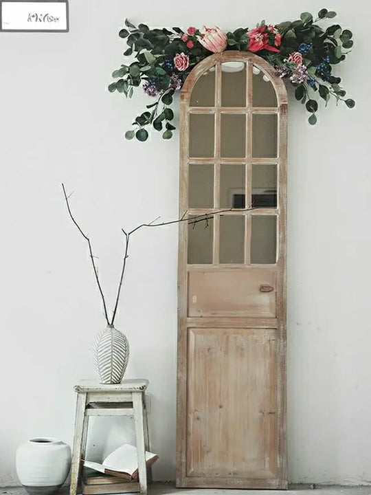 OMNI Cottage Mirror Room Separator