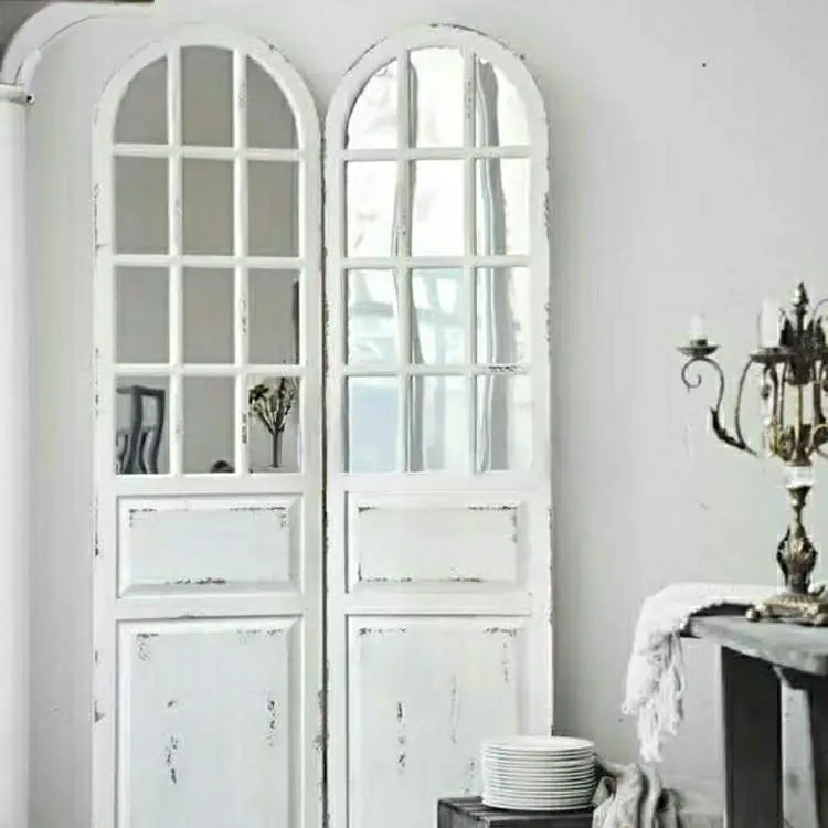 OMNI Cottage Mirror Room Separator
