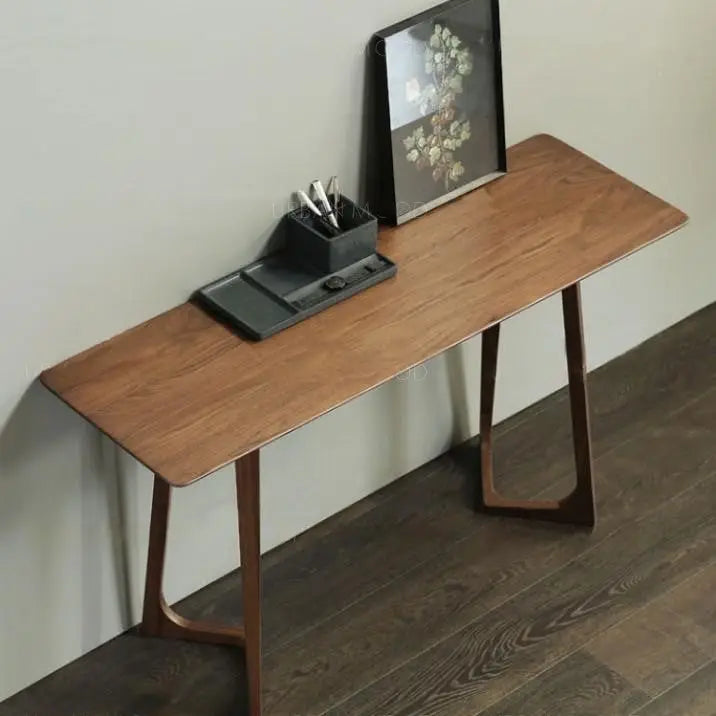 ÞÓR Solid Pine Wood Display Console